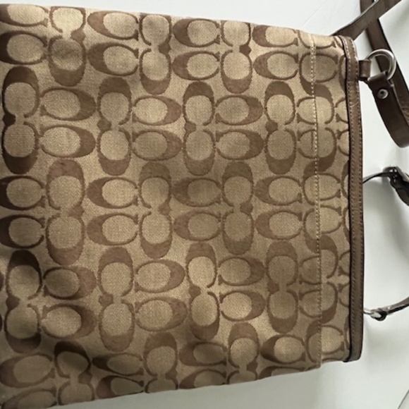 Coach Designer Large Crossbody with Shimmer Accent - Picture 4 of 4